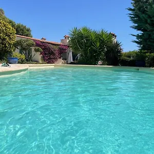  Villa Domaine Des Tuilieres Avec Piscine